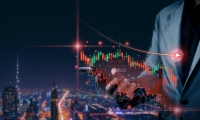A股三大指数收跌：创业板指跌近2% 高位股集体杀跌