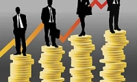 A股三大指数收跌：创业板指跌近2% 供销社概念逆市大涨